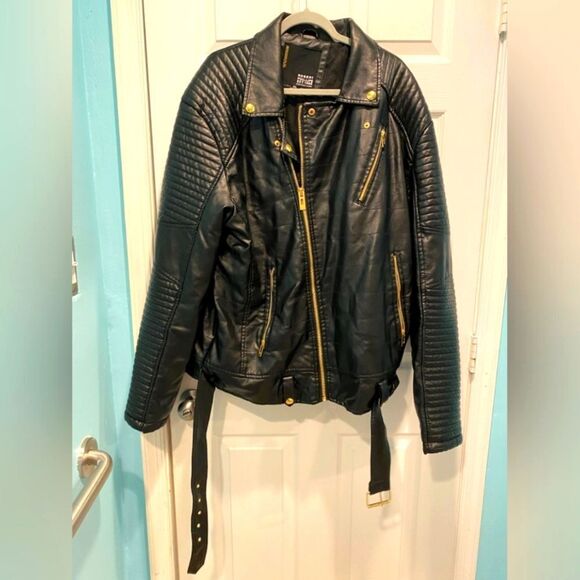 Black Moto Leather Coat, Men's sz 5XL, black.